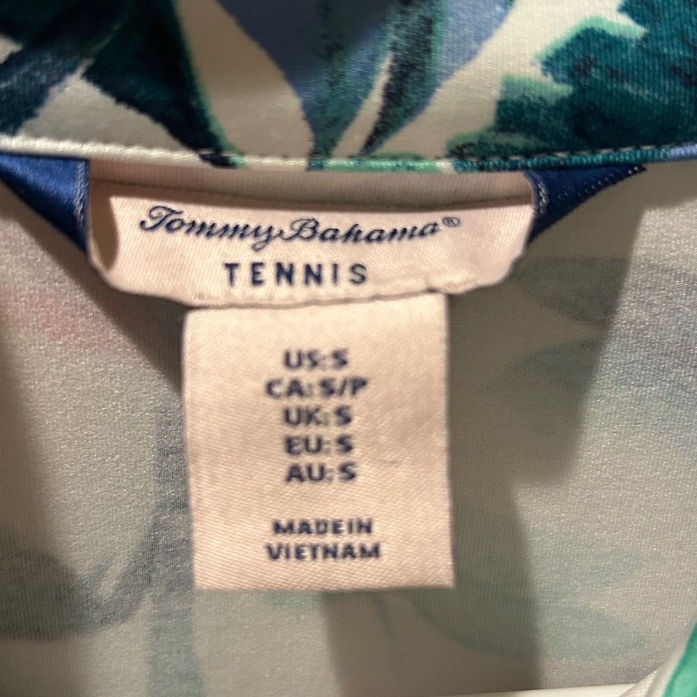 🩷🩷HP🩷🩷Tommy Bahama Tennis Jacket size small - Picture 3 of 5